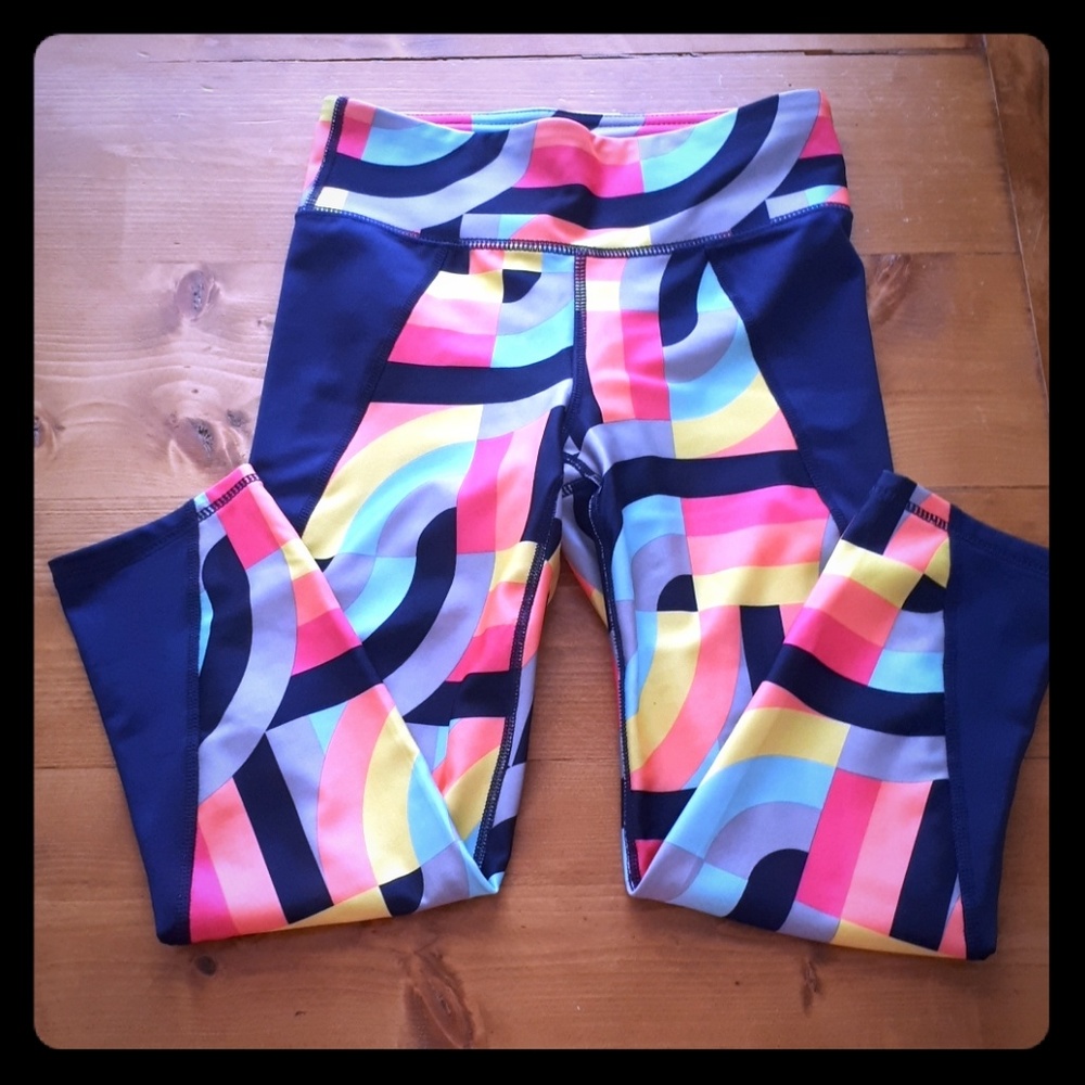 Girls L Brand new Gap capris